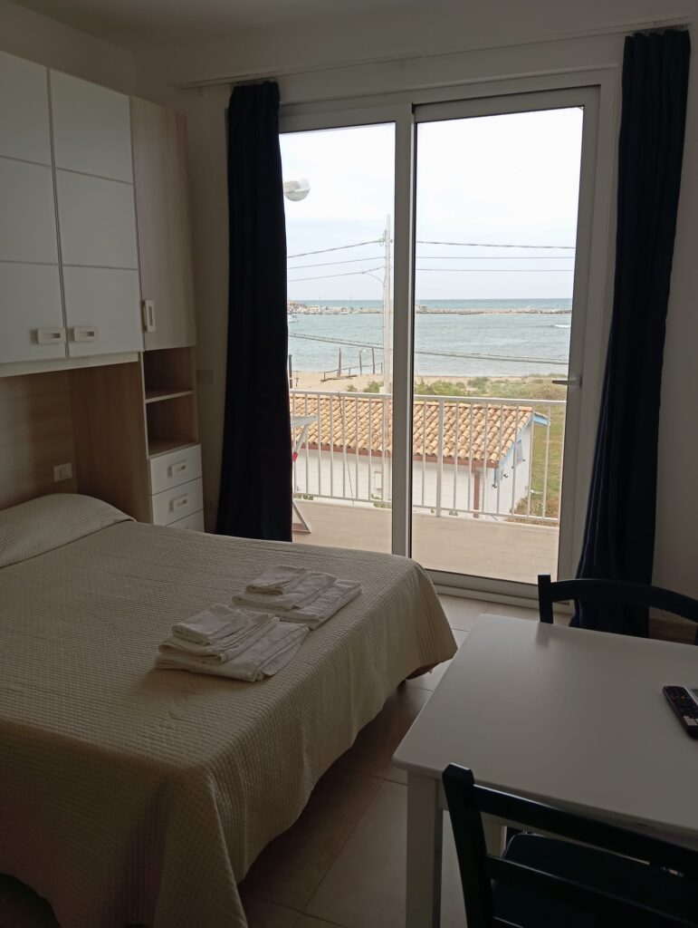 Monolocale Vista Mare 2p - Letto