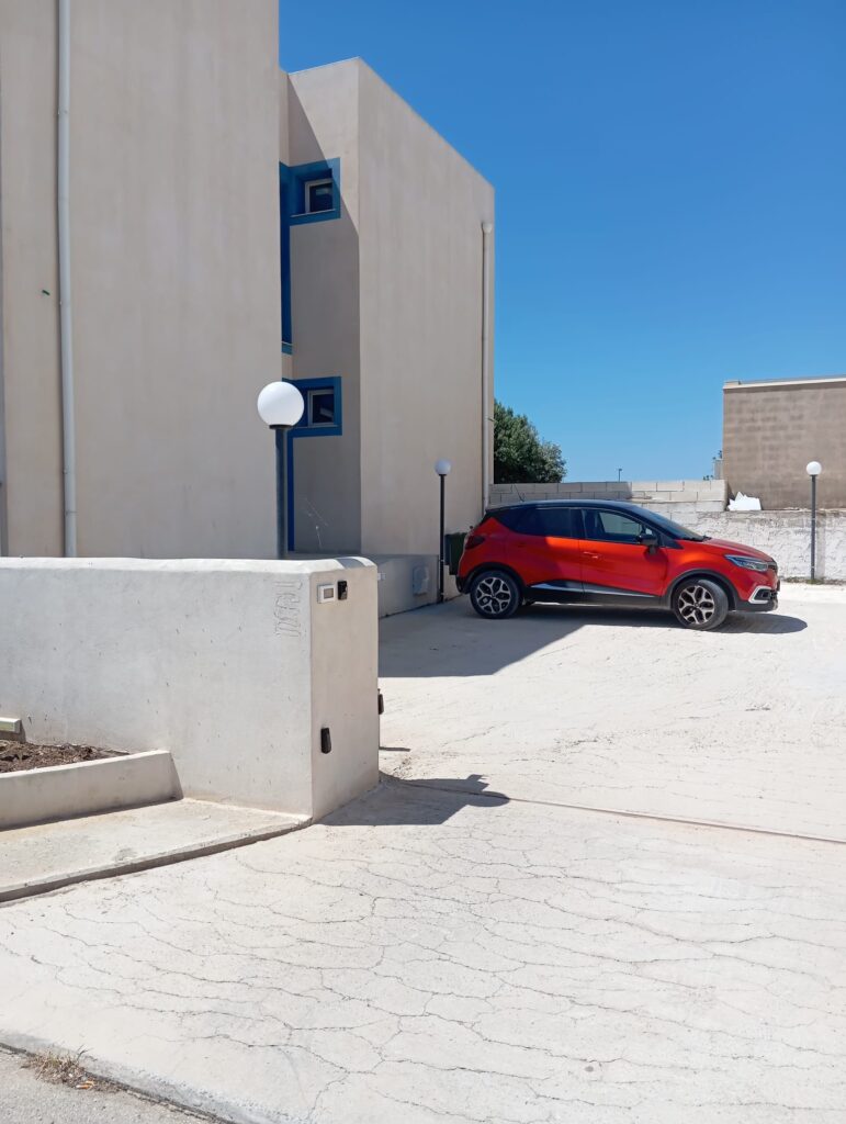 Parcheggio Auto Privato